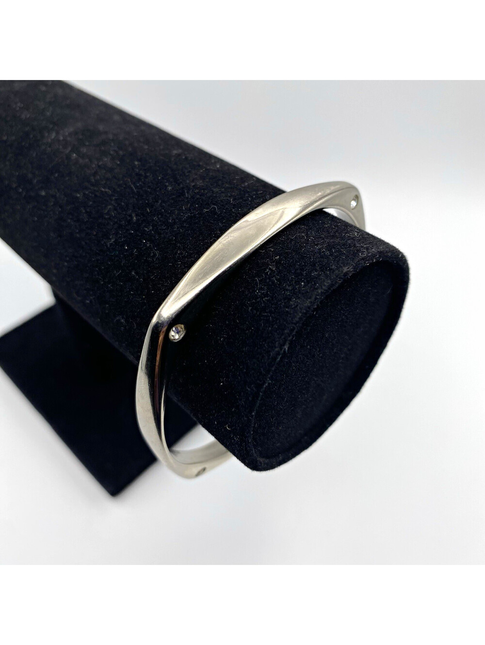 Silver Tone Square Metal Bangle Bracelet Sz 7.75 in Modernist Minimalist Stacker
